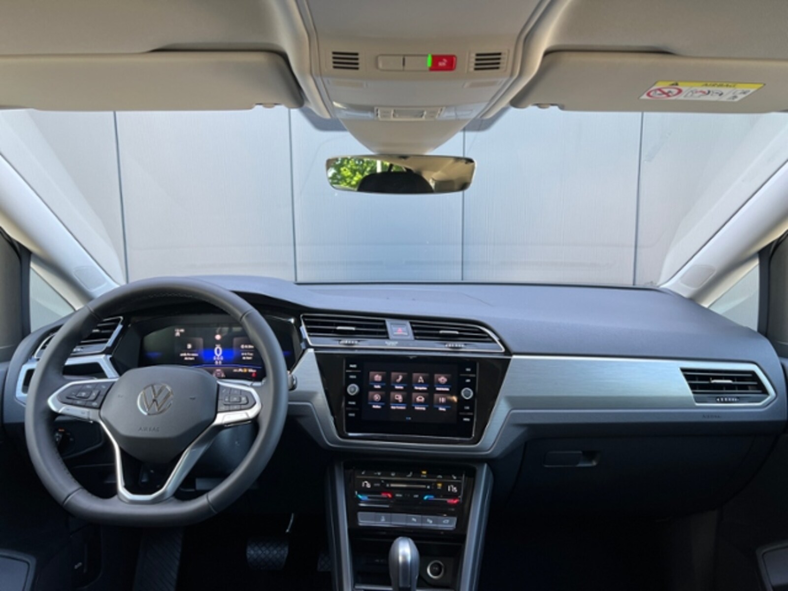 Volkswagen Touran – Bild 12