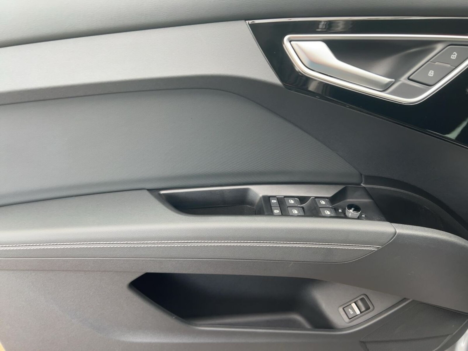 Audi Q4 Sportback e-tron – Bild 12