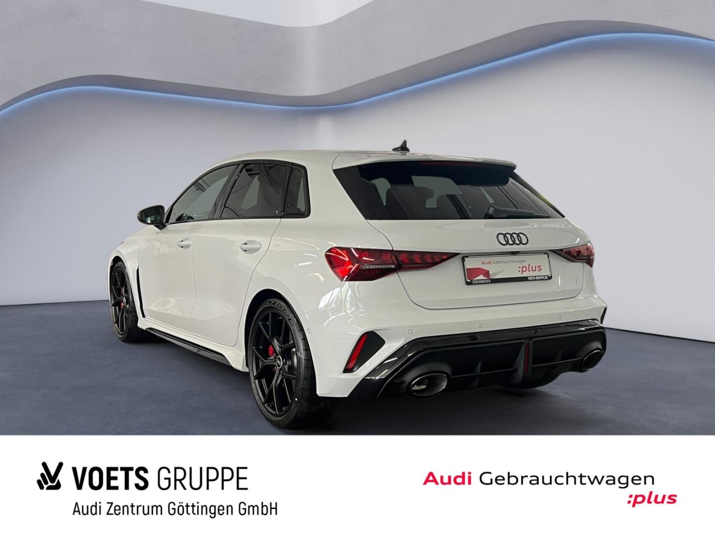 Bild über Audi RS 3 Sportback TFSI quattro 294 kW S tronic - für weitere Informationen kontaktieren Sie den Audi Partner
