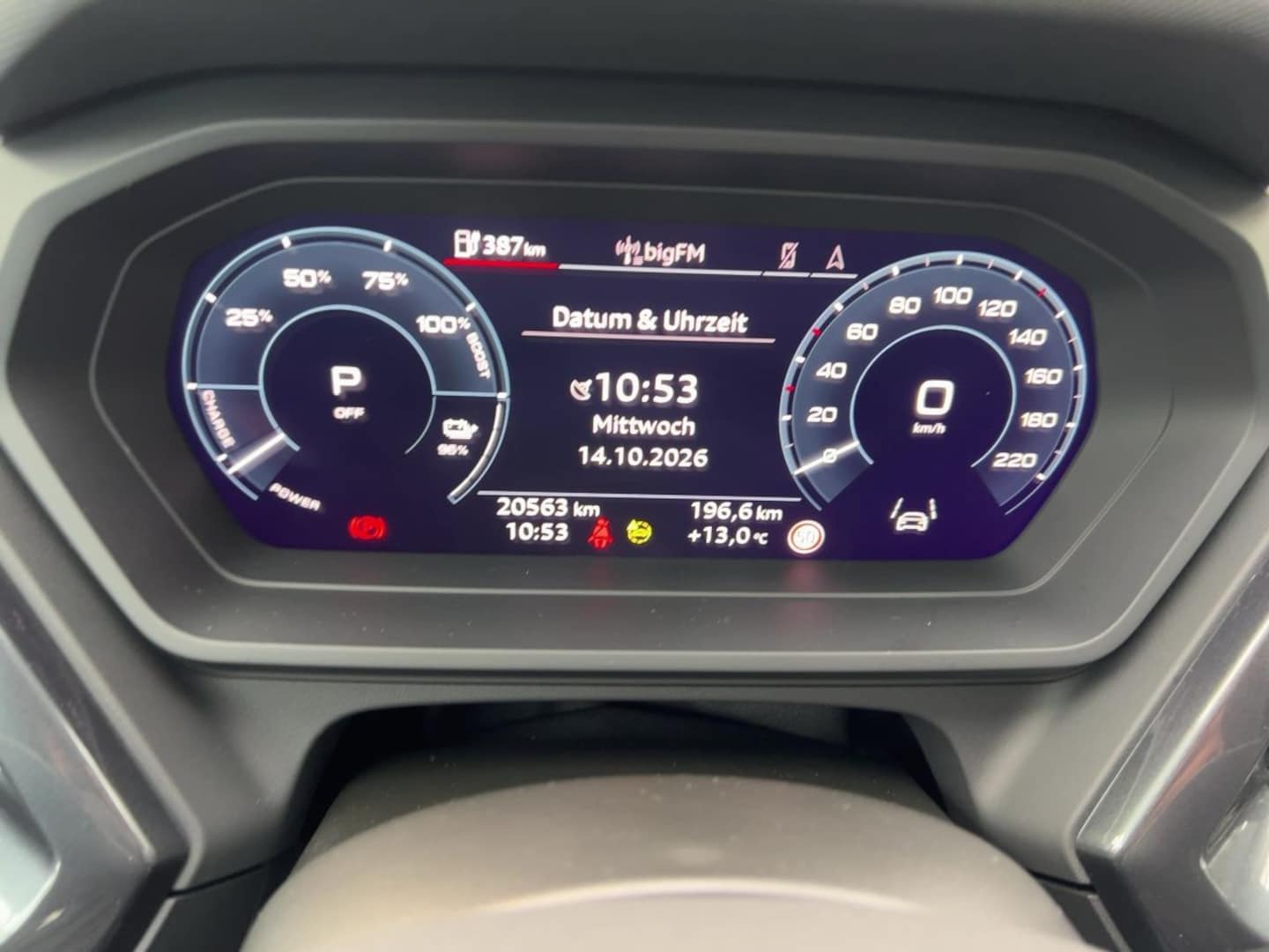 Bild über Audi Q4 Sportback e-tron 50 e-tron quattro - für weitere Informationen kontaktieren Sie den Audi Partner