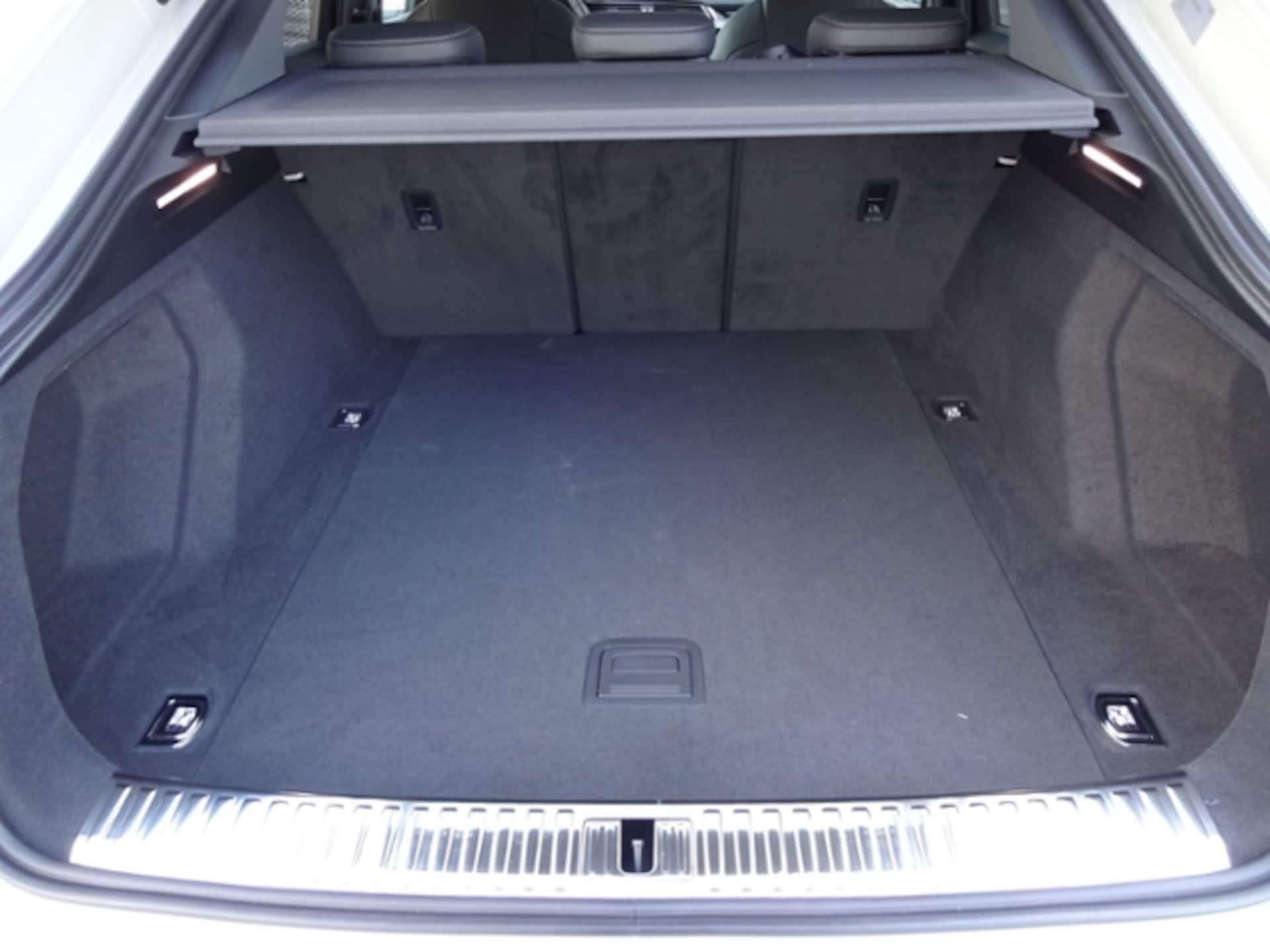 Audi e-tron Sportback S line