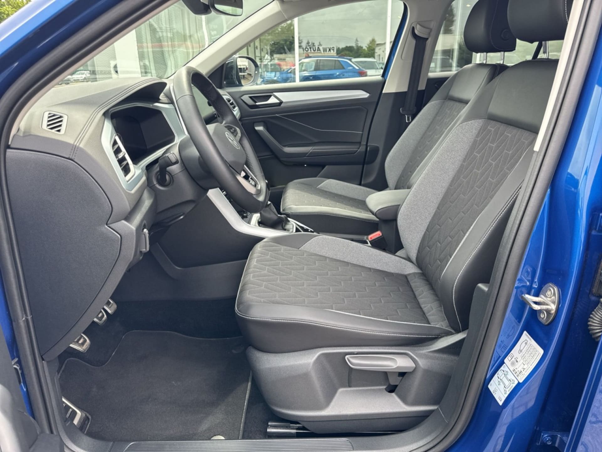 Volkswagen T-Roc Life