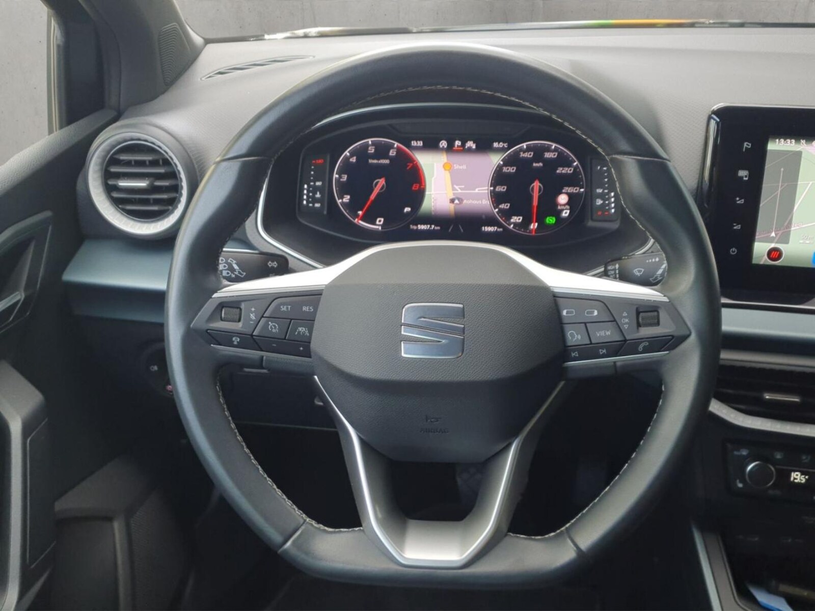 SEAT Arona – Bild 10