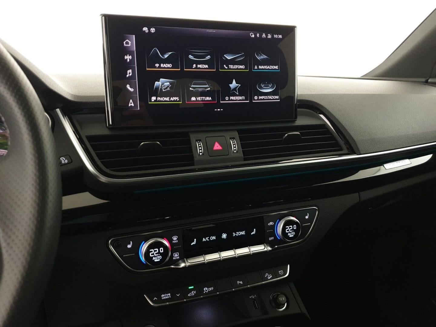 Image about Audi Q5 TFSI e Identity Black 50 TFSI e quattro 220 kW (299 CV) S tronic