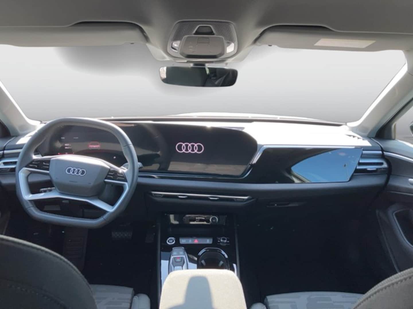 Bild über Audi A5 Avant TFSI 150 kW S tronic - für weitere Informationen kontaktieren Sie den Audi Partner