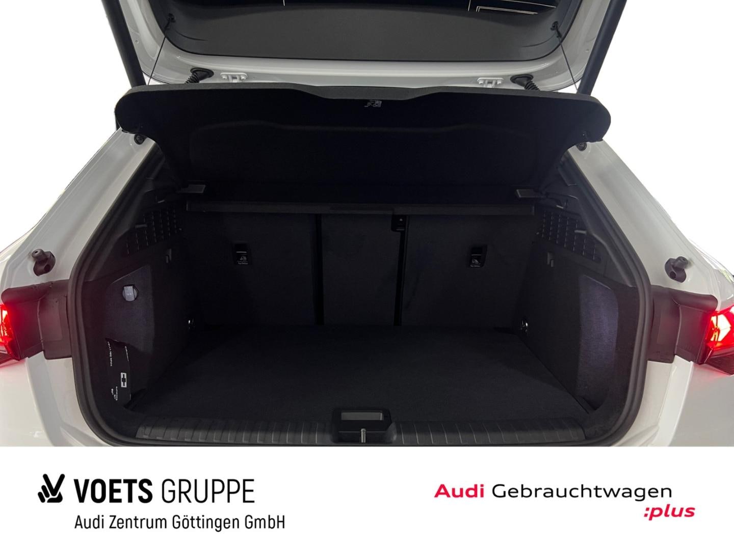 Bild über Audi RS 3 Sportback TFSI quattro 294 kW S tronic - für weitere Informationen kontaktieren Sie den Audi Partner