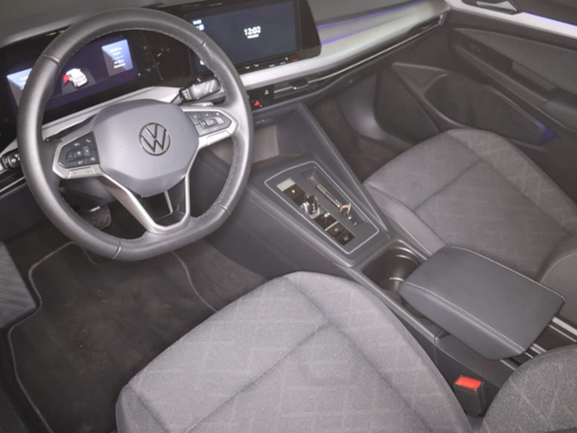 Volkswagen Golf Life
