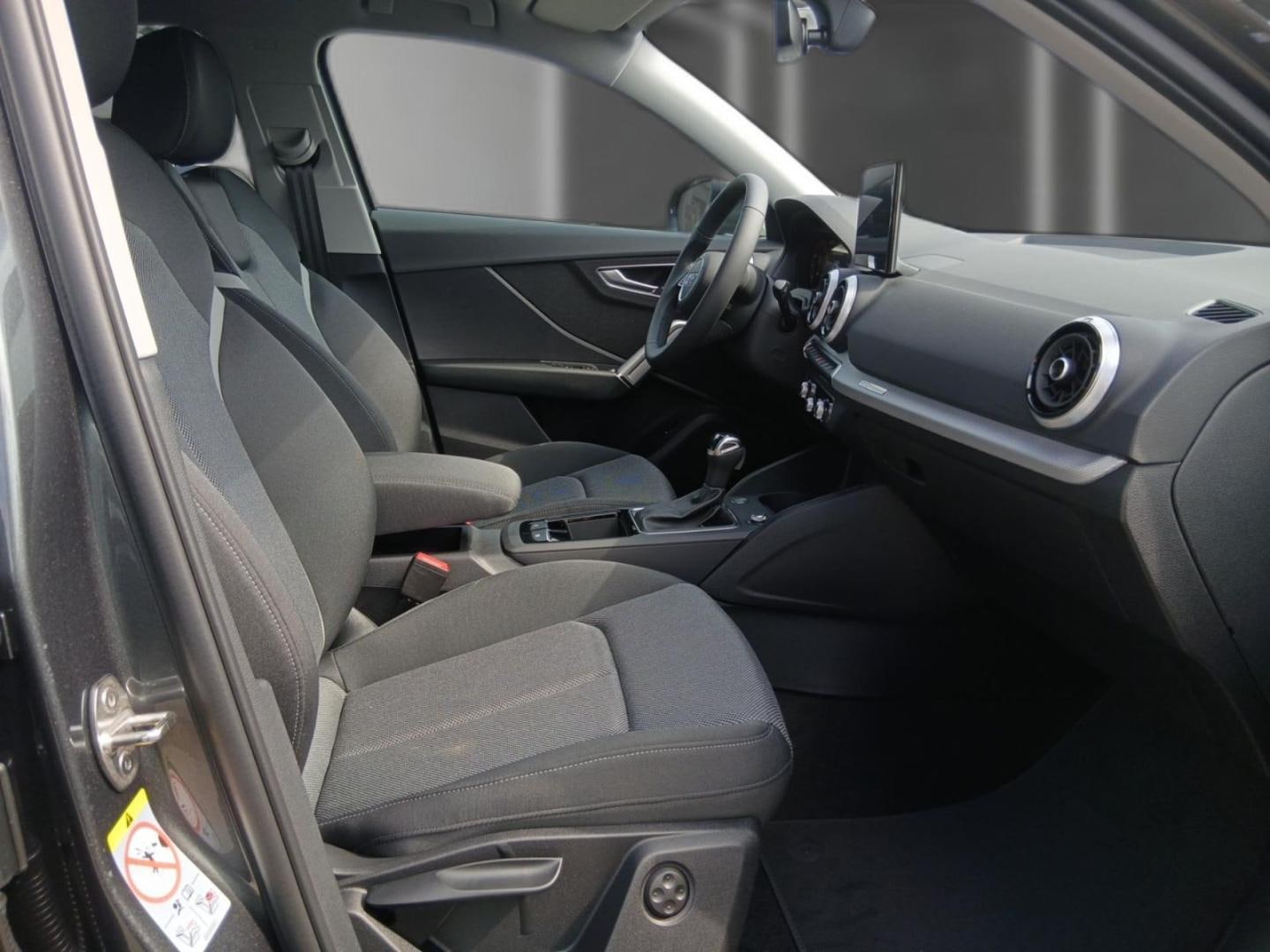 Bild über Audi Q2 S line 35 TFSI S tronic - für weitere Informationen kontaktieren Sie den Audi Partner
