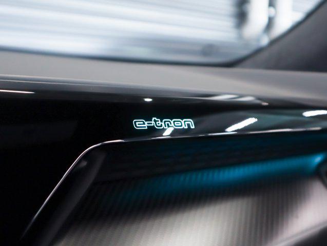2024 Audi RS e-tron GT Base - Photo 26