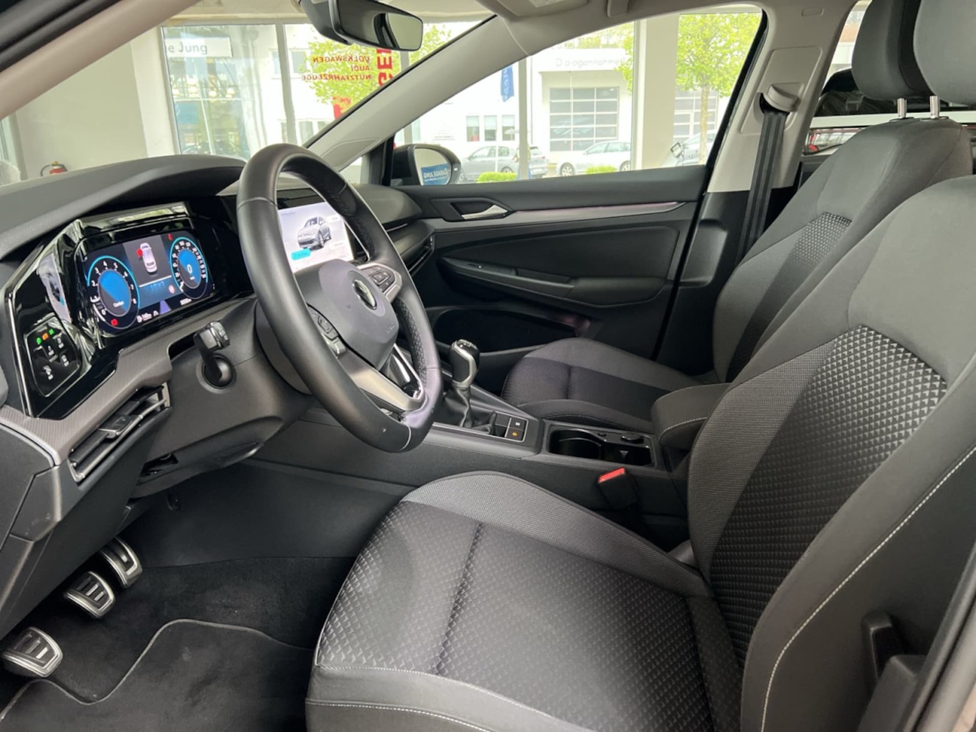 Volkswagen Golf Active