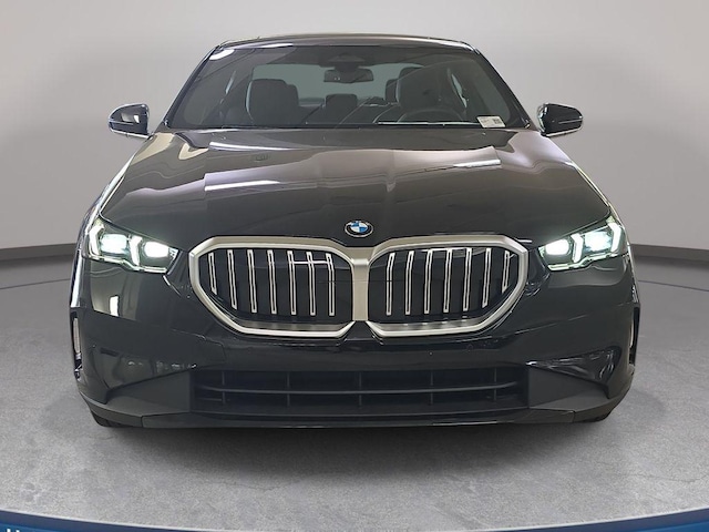 2026 BMW 530i