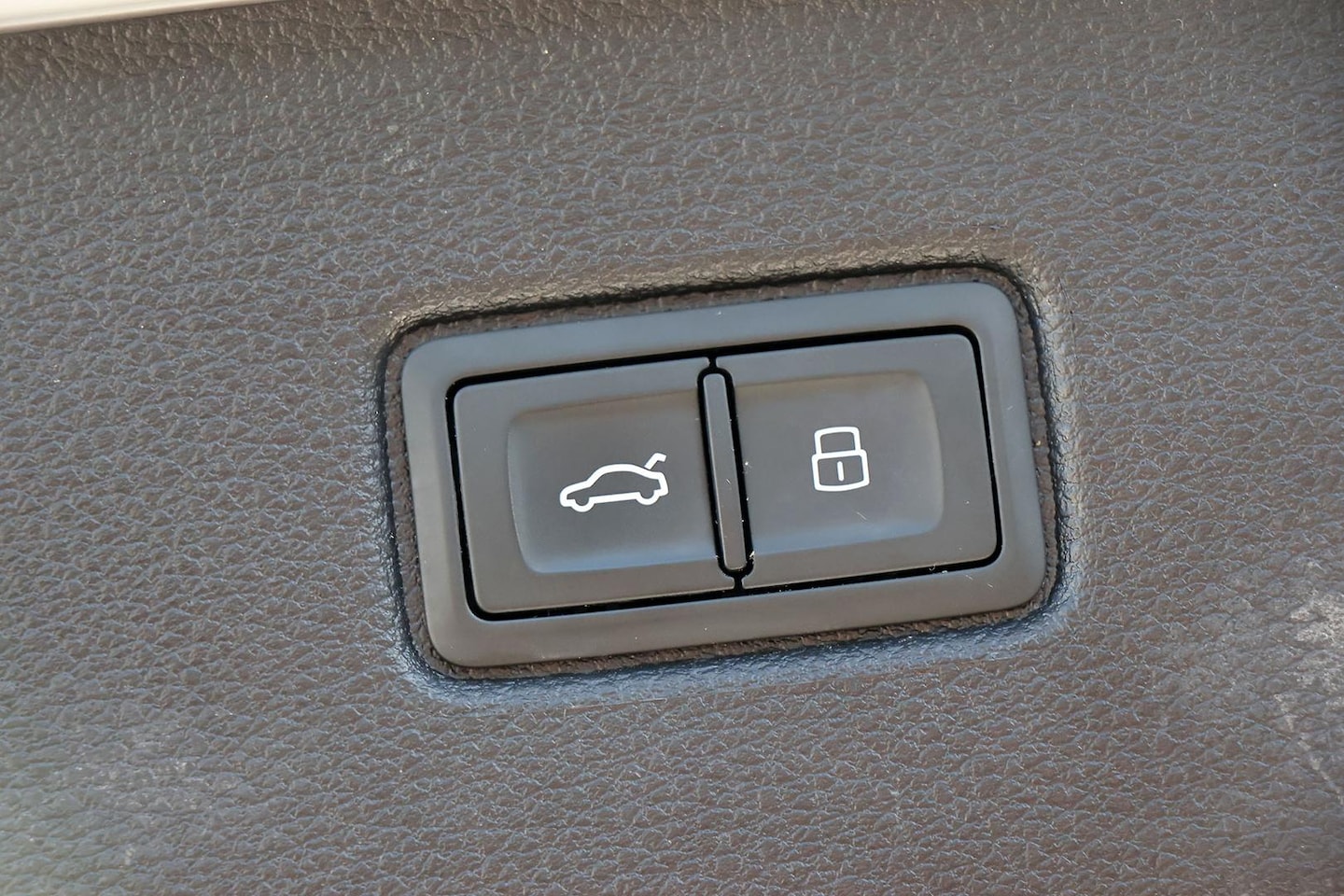 Image about Audi Q7 50 TDI quattro tiptronic