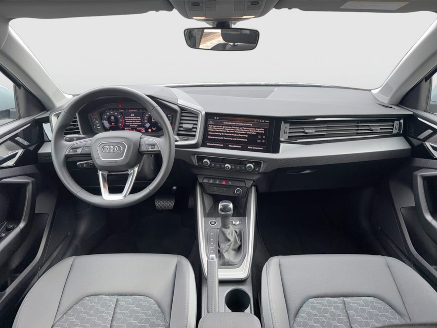 Bild über Audi A1 Sportback S line 40 TFSI S tronic - für weitere Informationen kontaktieren Sie den Audi Partner