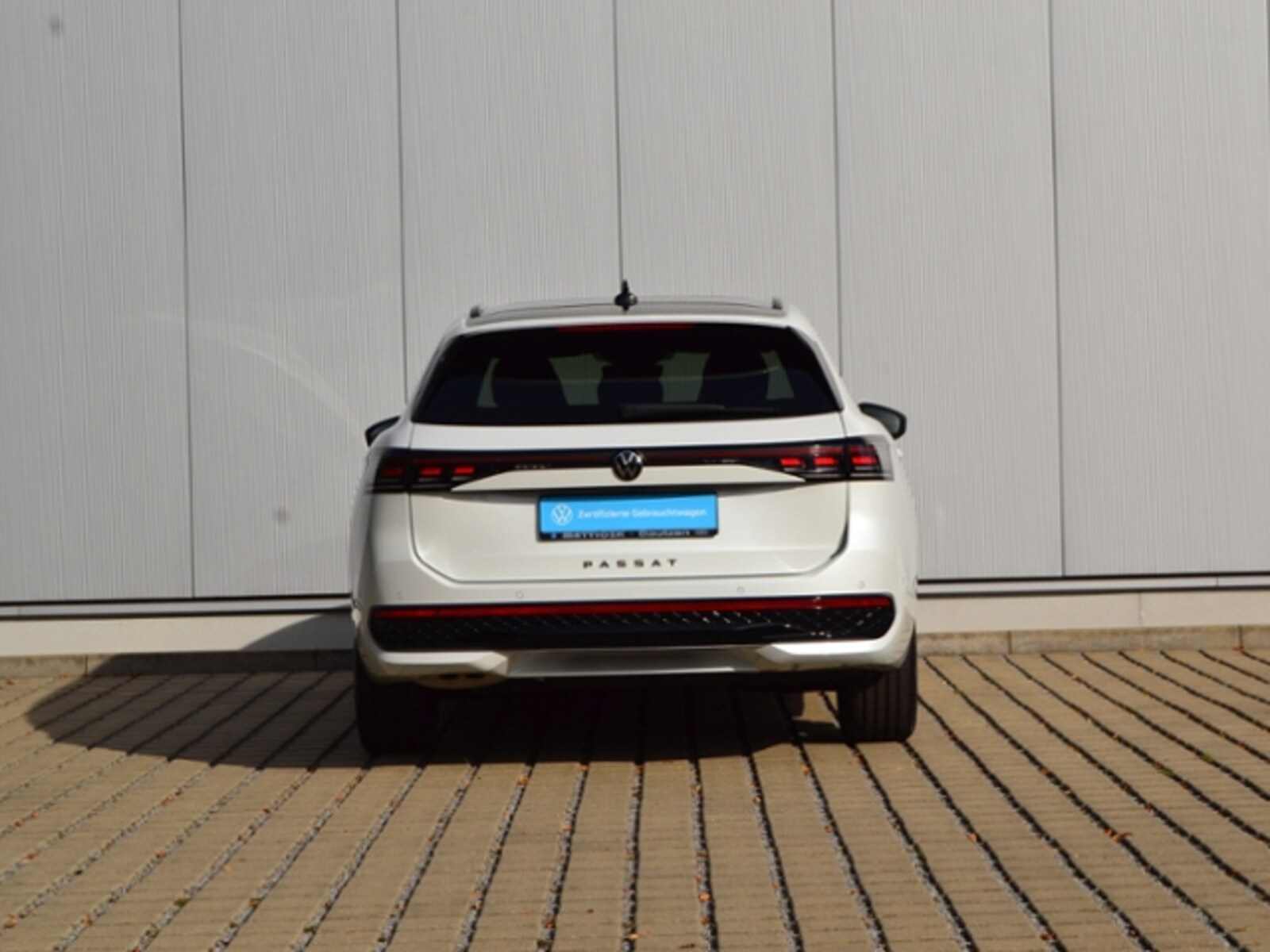 Volkswagen Passat – Bild 12