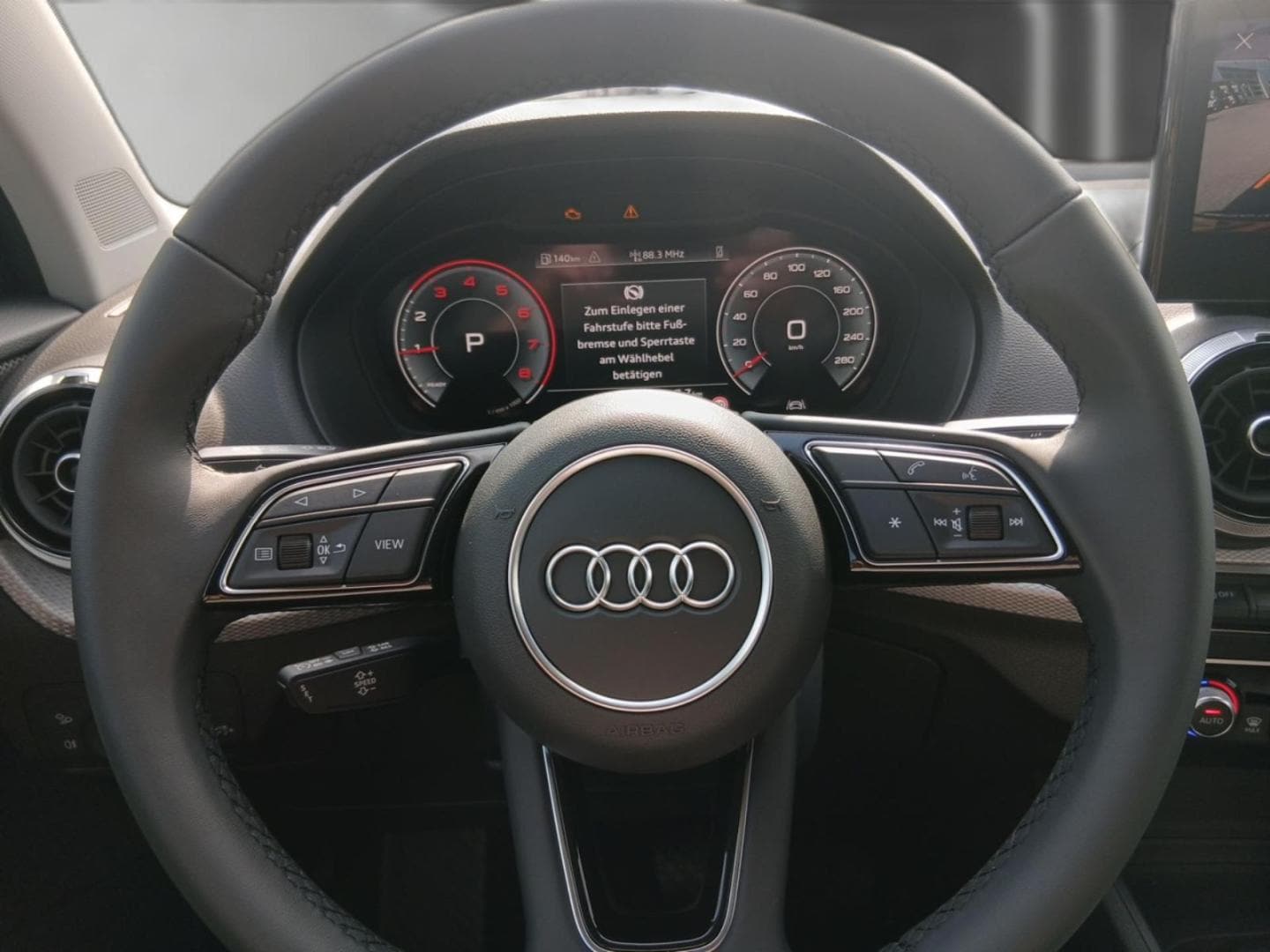 Bild über Audi Q2 S line 35 TFSI S tronic - für weitere Informationen kontaktieren Sie den Audi Partner