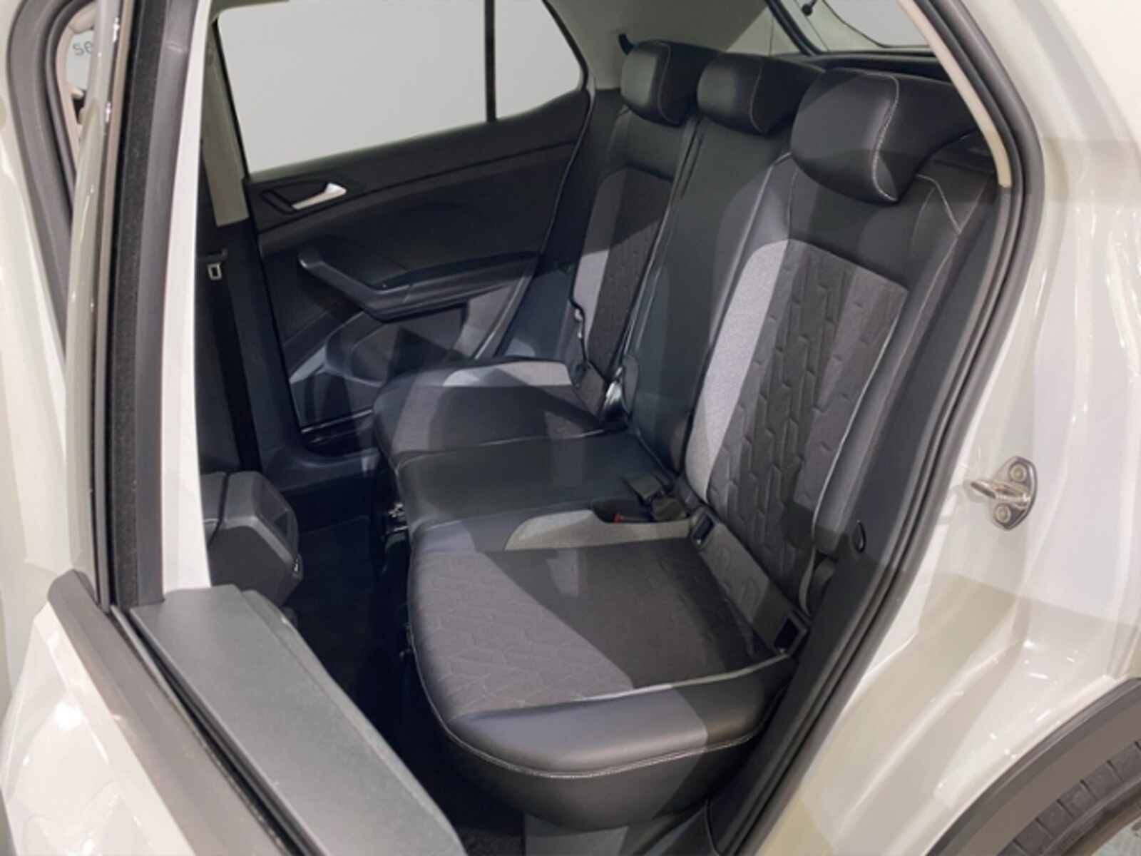 Volkswagen T-Cross – Bild 9