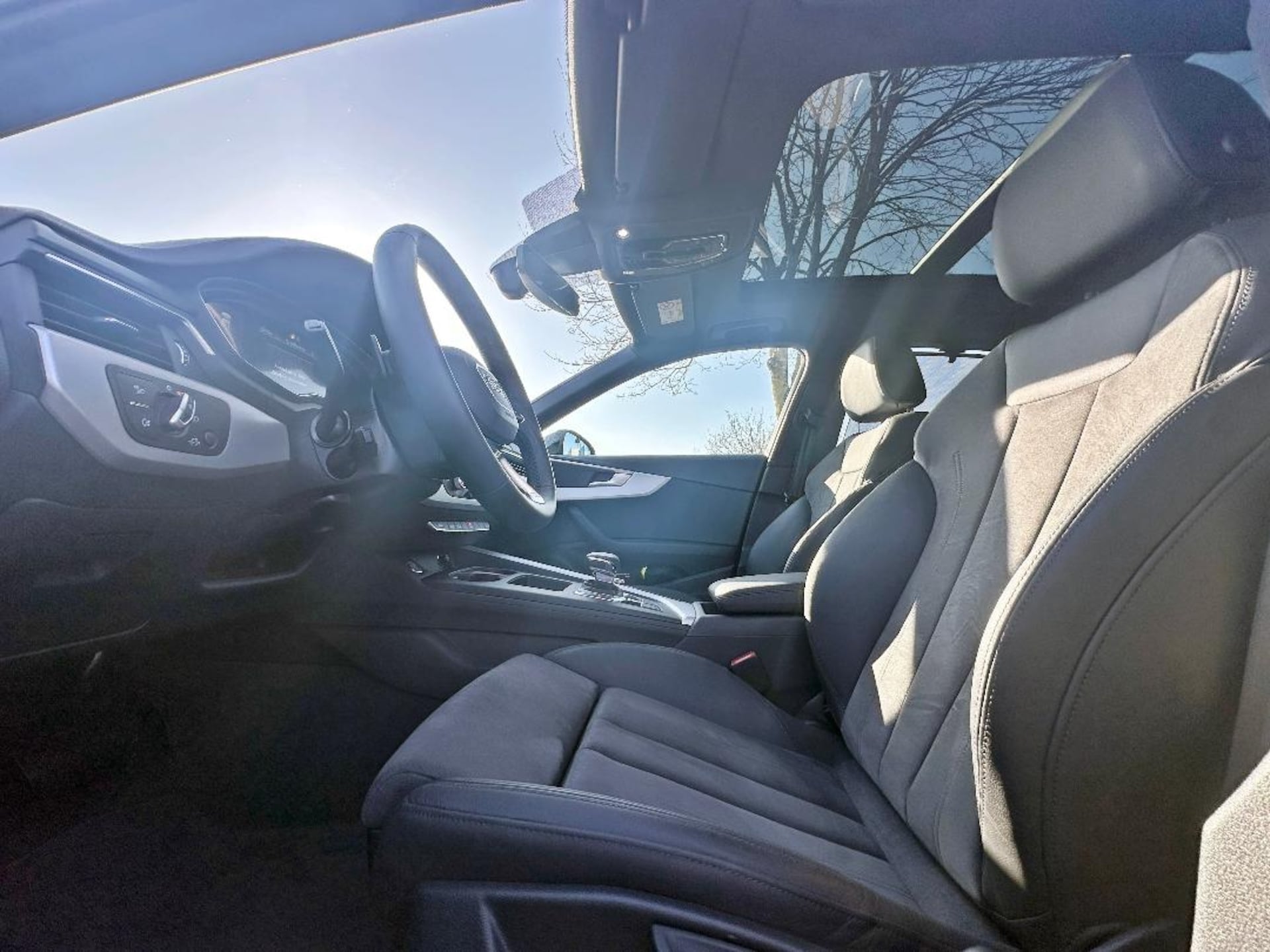 Audi A4 Avant S line