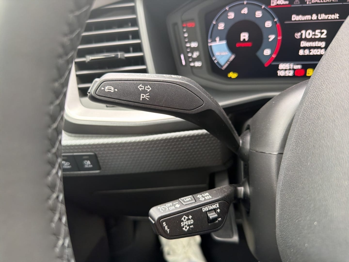 Bild über Audi A1 Sportback S line 40 TFSI S tronic - für weitere Informationen kontaktieren Sie den Audi Partner