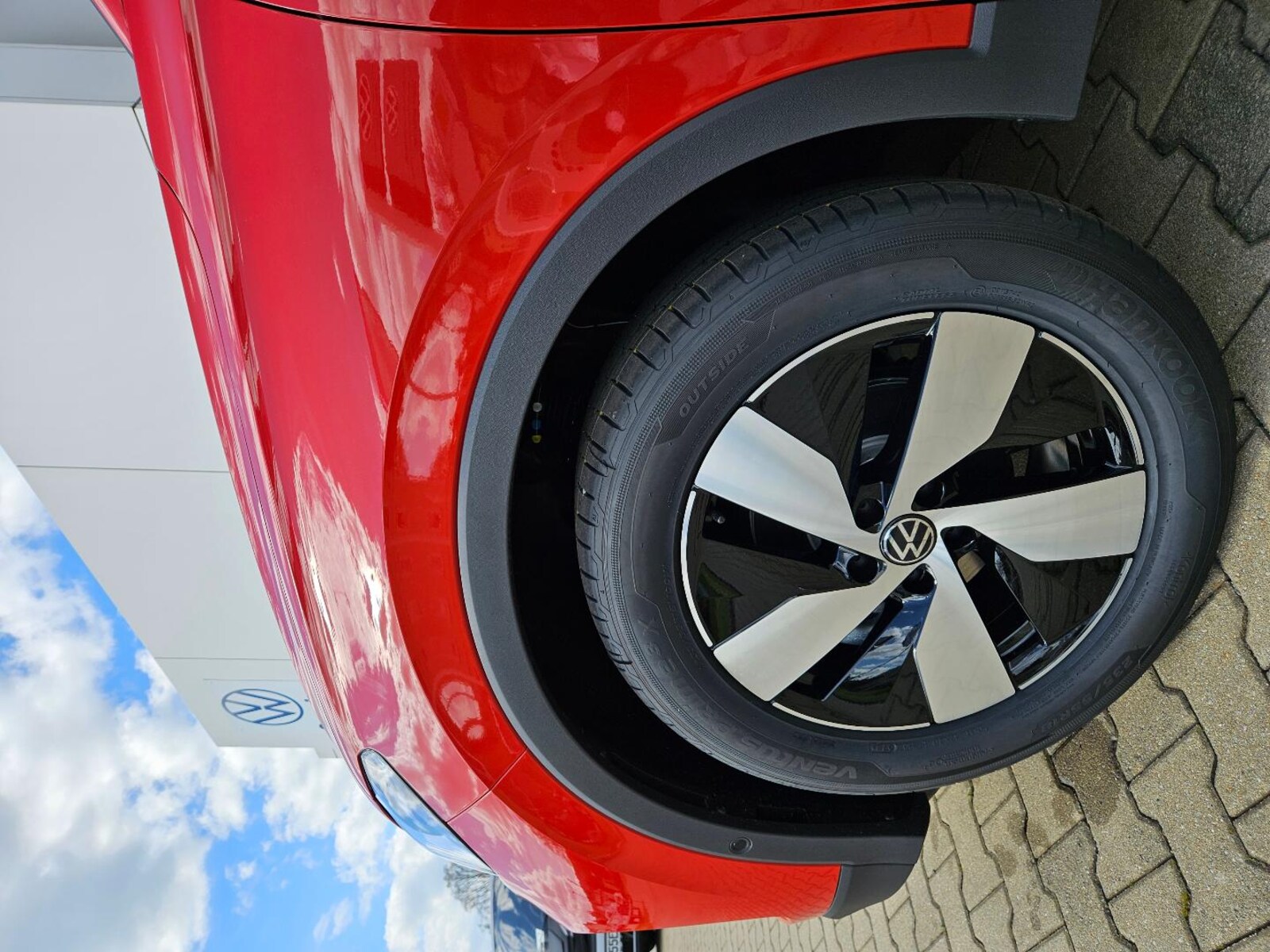 Volkswagen Tiguan – Bild 13