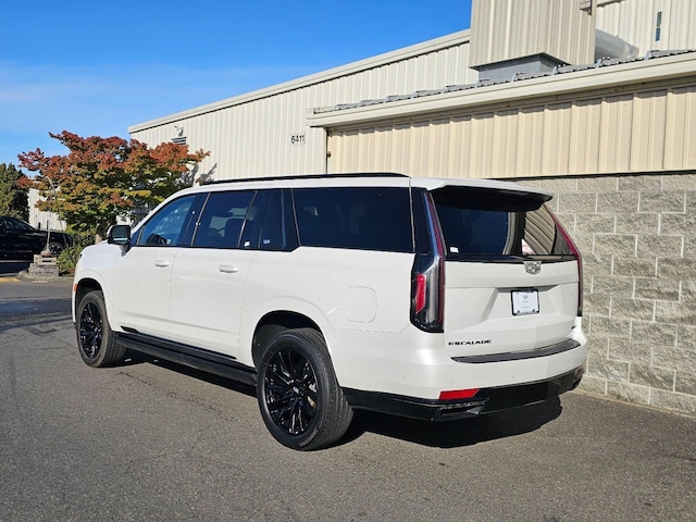 2023 Cadillac Escalade ESV