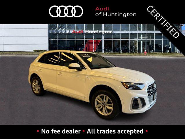 2022 Audi Q5 45 Premium's photo