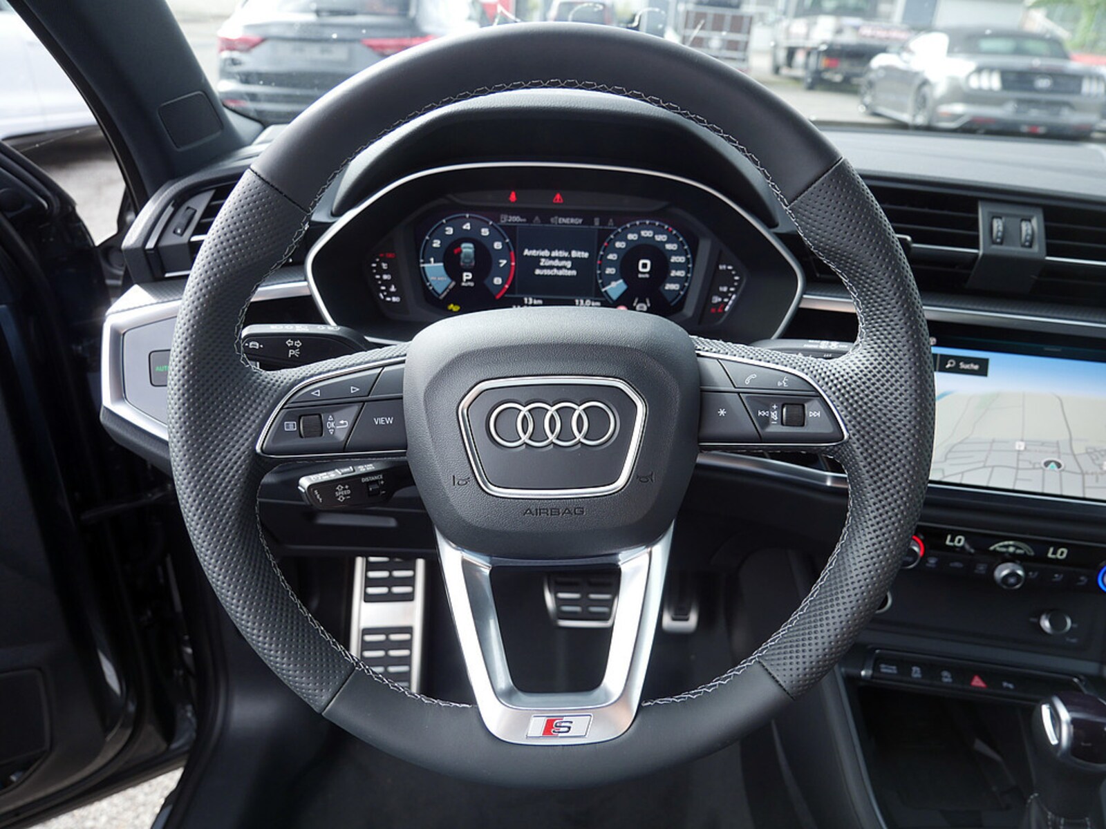 Audi Q3 – Bild 12