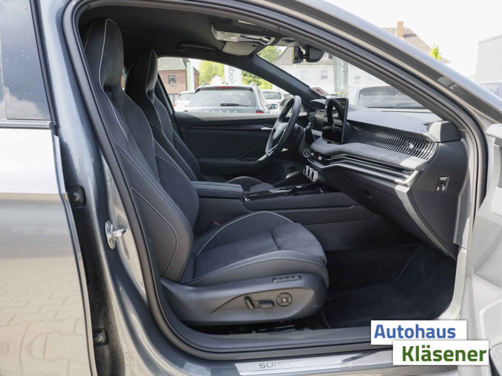 Škoda Superb – Bild 4