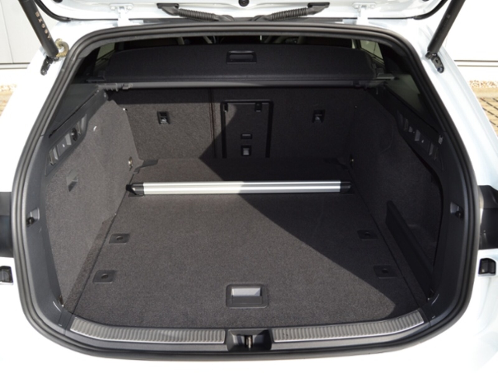 Volkswagen Passat – Bild 15