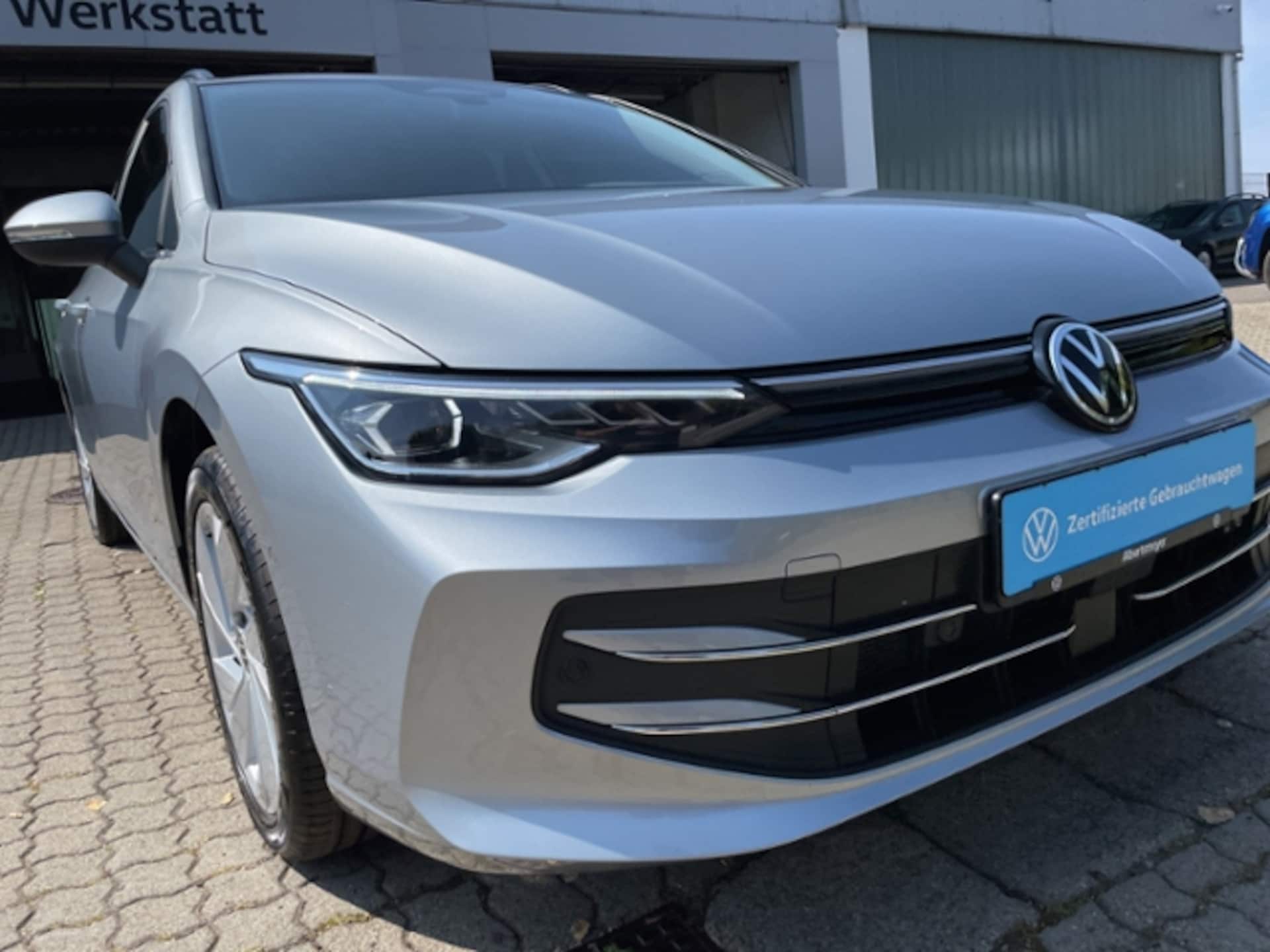 Volkswagen Golf Variant Style