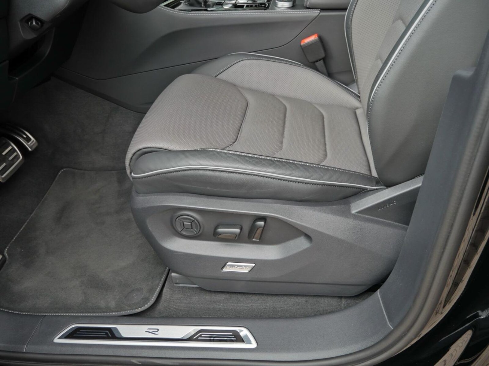 Volkswagen Touareg – Bild 23