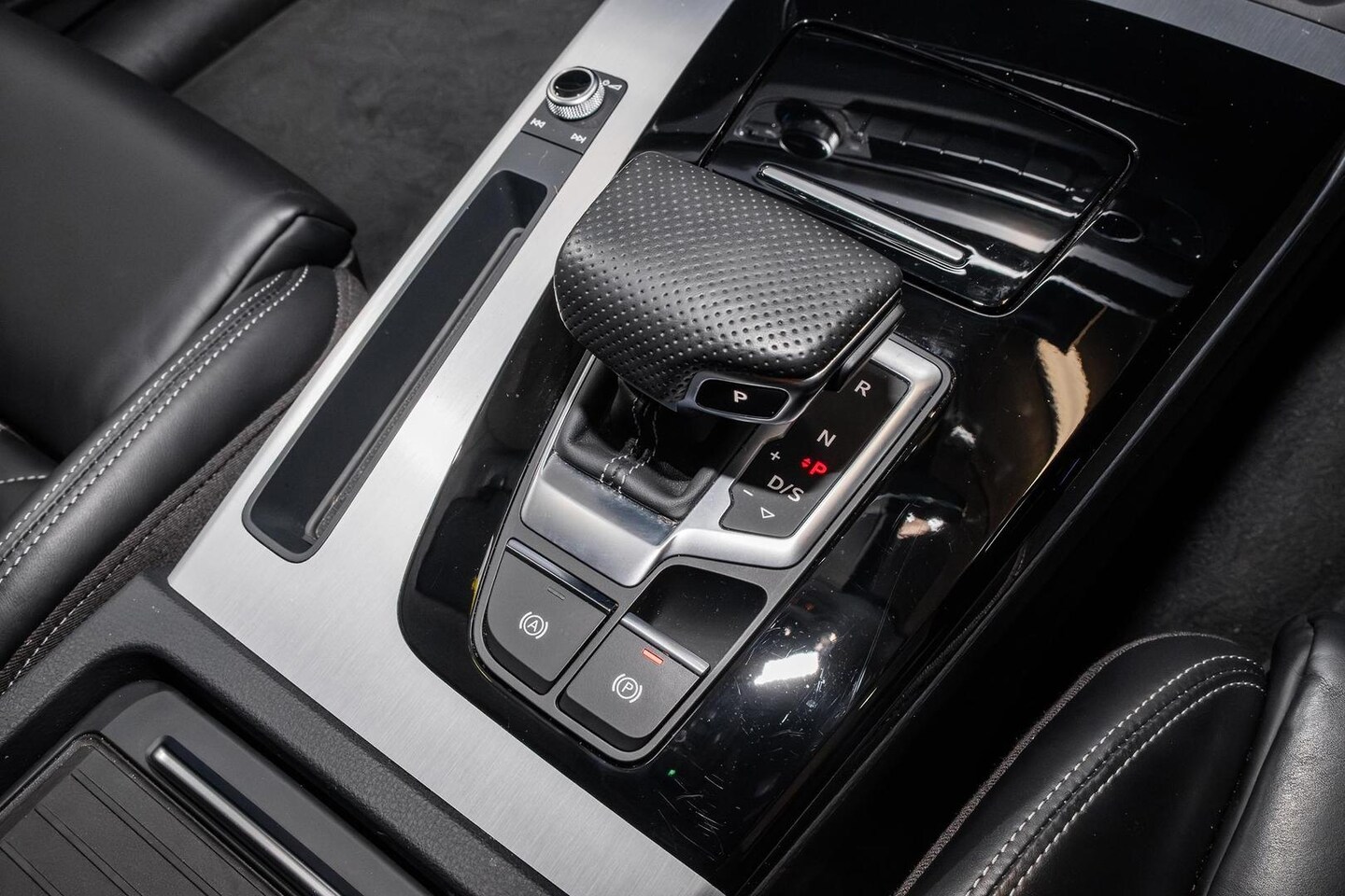 Image about Audi Q5 Sportback 45 TFSI quattro S tronic