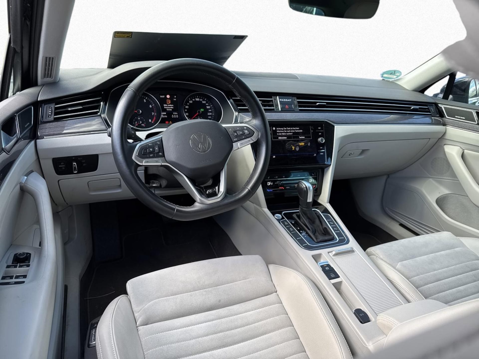 Volkswagen Passat Variant Elegance