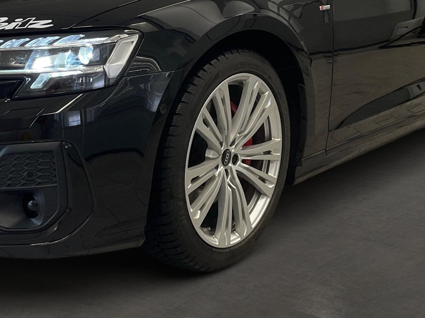 Bild über Audi A8 50 TDI quattro tiptronic - für weitere Informationen kontaktieren Sie den Audi Partner