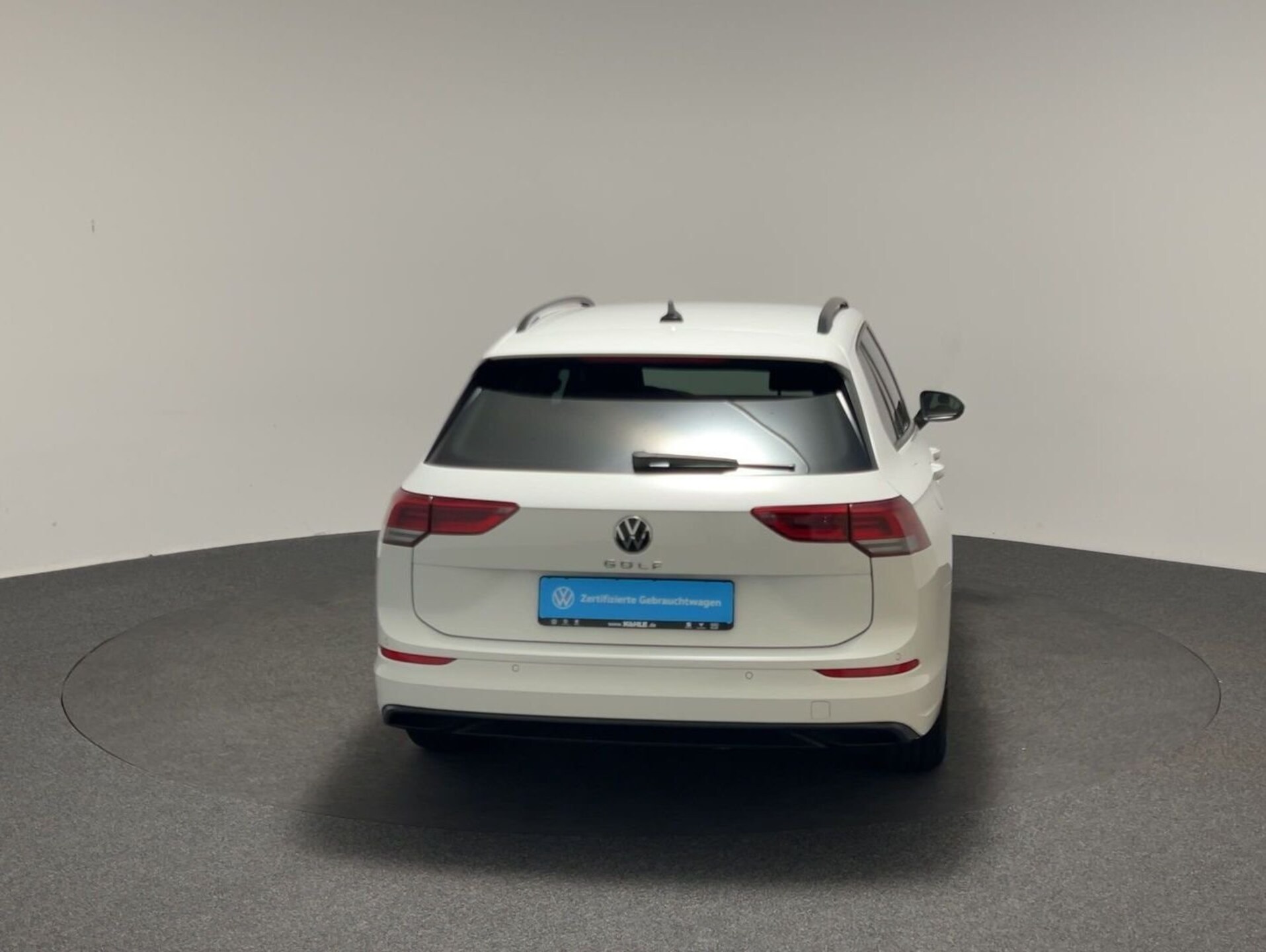 Volkswagen Golf Variant Life