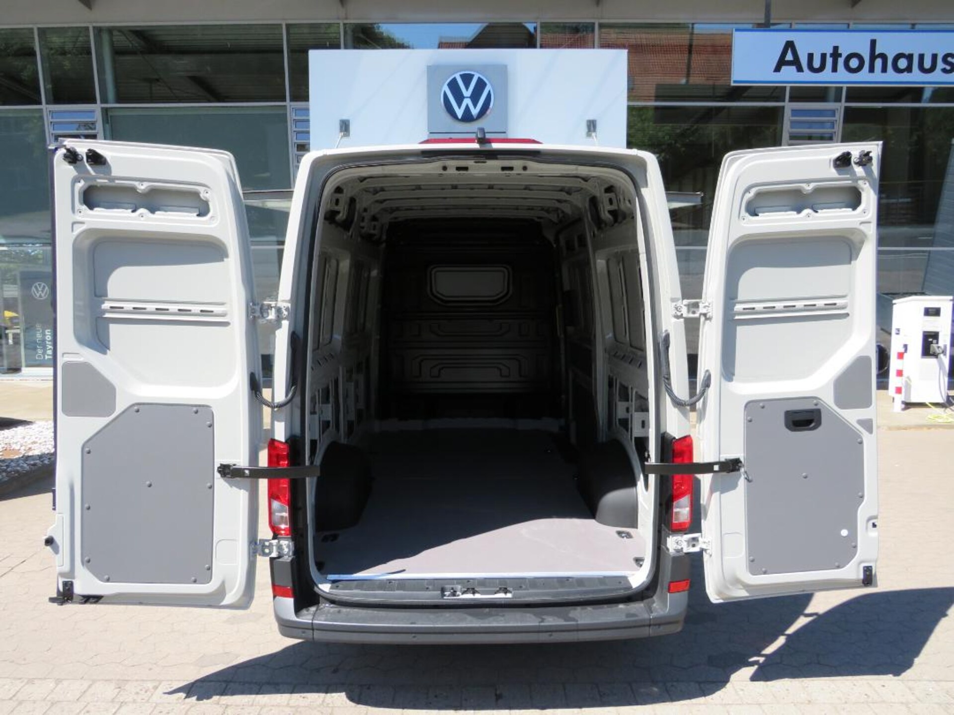Volkswagen Crafter Kasten mittlerer Radstand