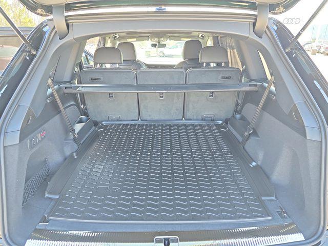 2026 Audi Q7 Premium Plus - Photo 12
