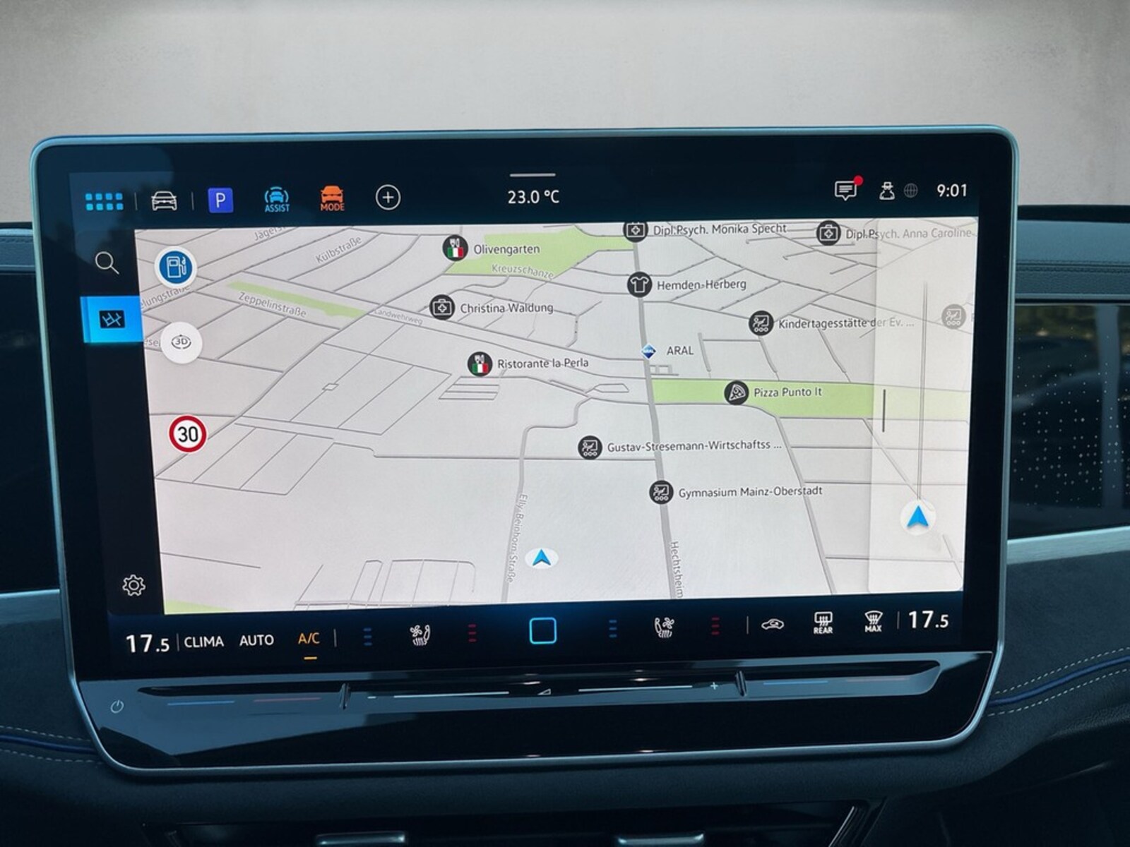 Volkswagen Passat – Bild 12