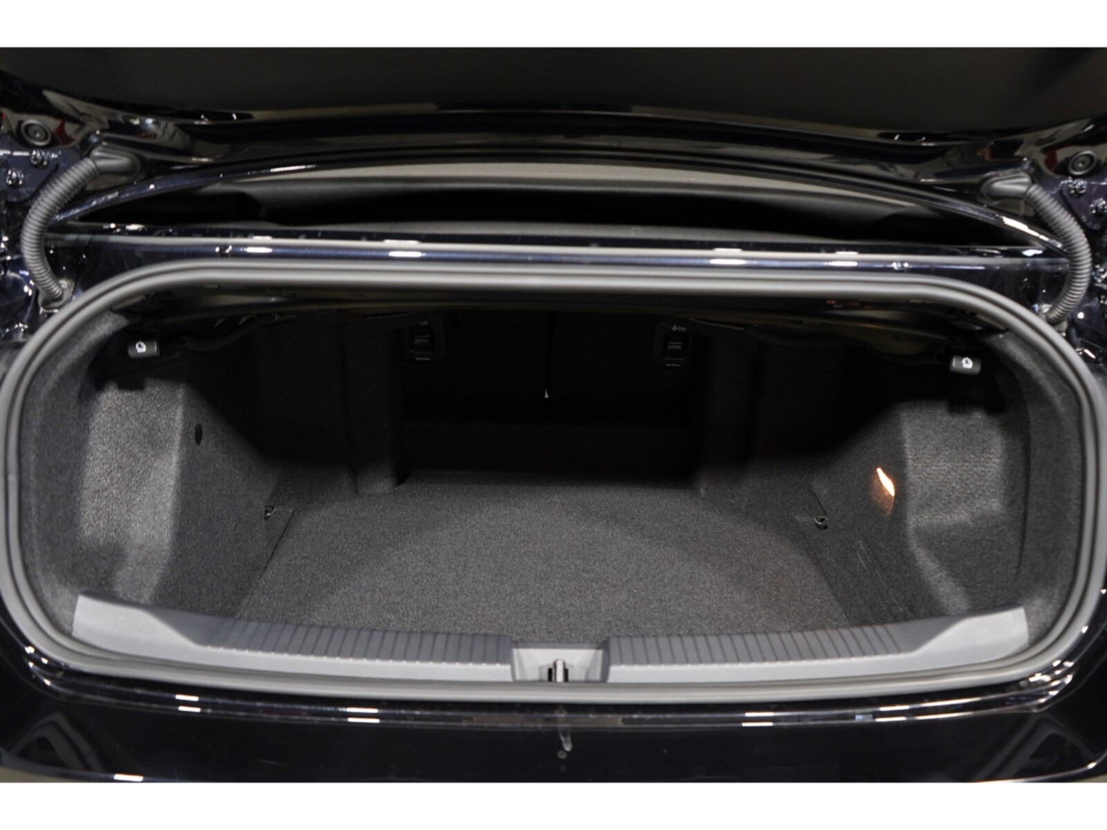 Volkswagen T-Roc Cabriolet – Bild 11