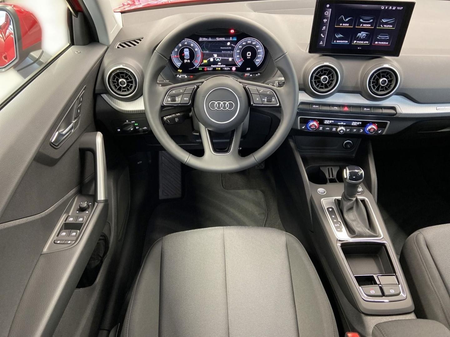 Bild über Audi Q2 advanced 35 TFSI S tronic - für weitere Informationen kontaktieren Sie den Audi Partner