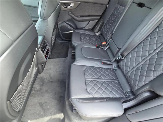 2026 Audi SQ8 Premium Plus - Photo 15