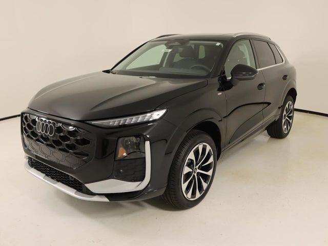2026 Audi Q3 S line quattro's photo