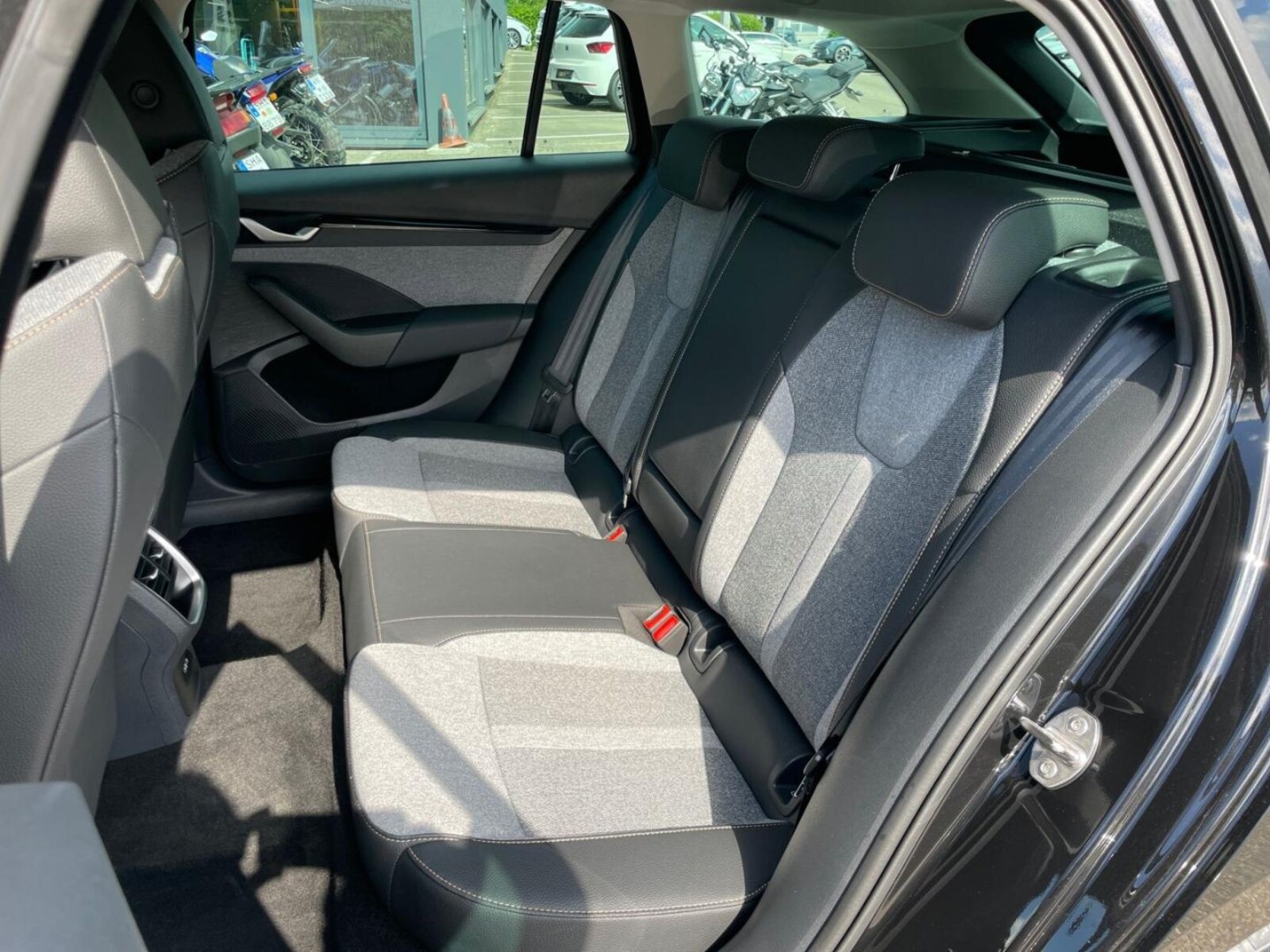 Škoda Octavia Combi – Bild 14