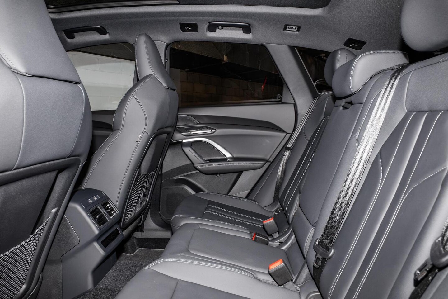 Image about Audi Q5 SUV e-hybrid quattro S tronic