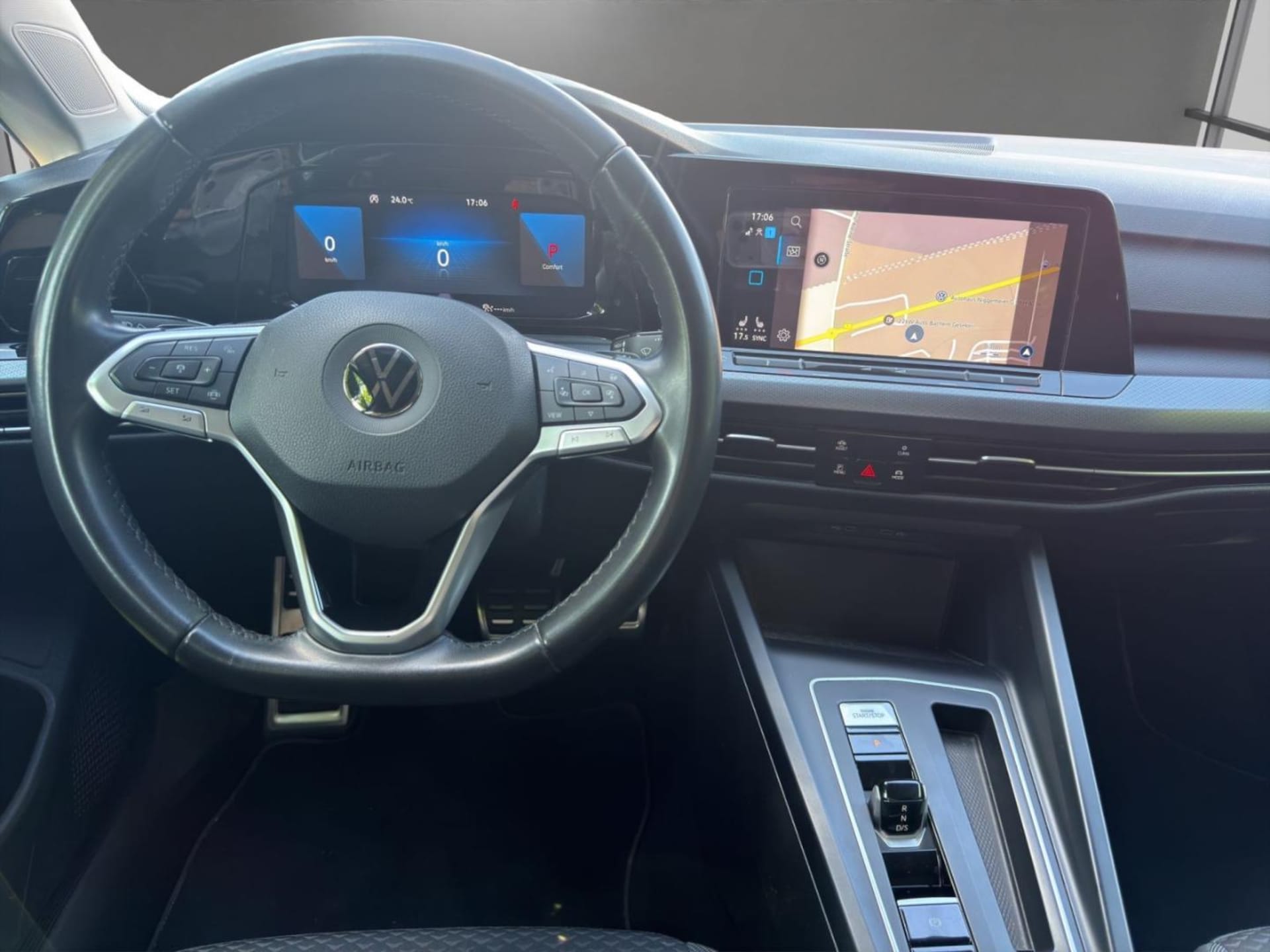 Volkswagen Golf Life