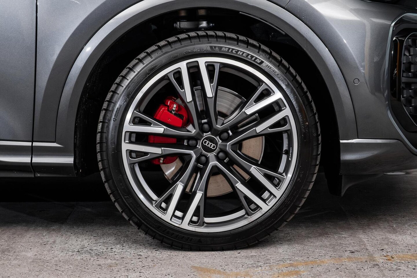 Image about Audi Q5 SUV e-hybrid quattro S tronic