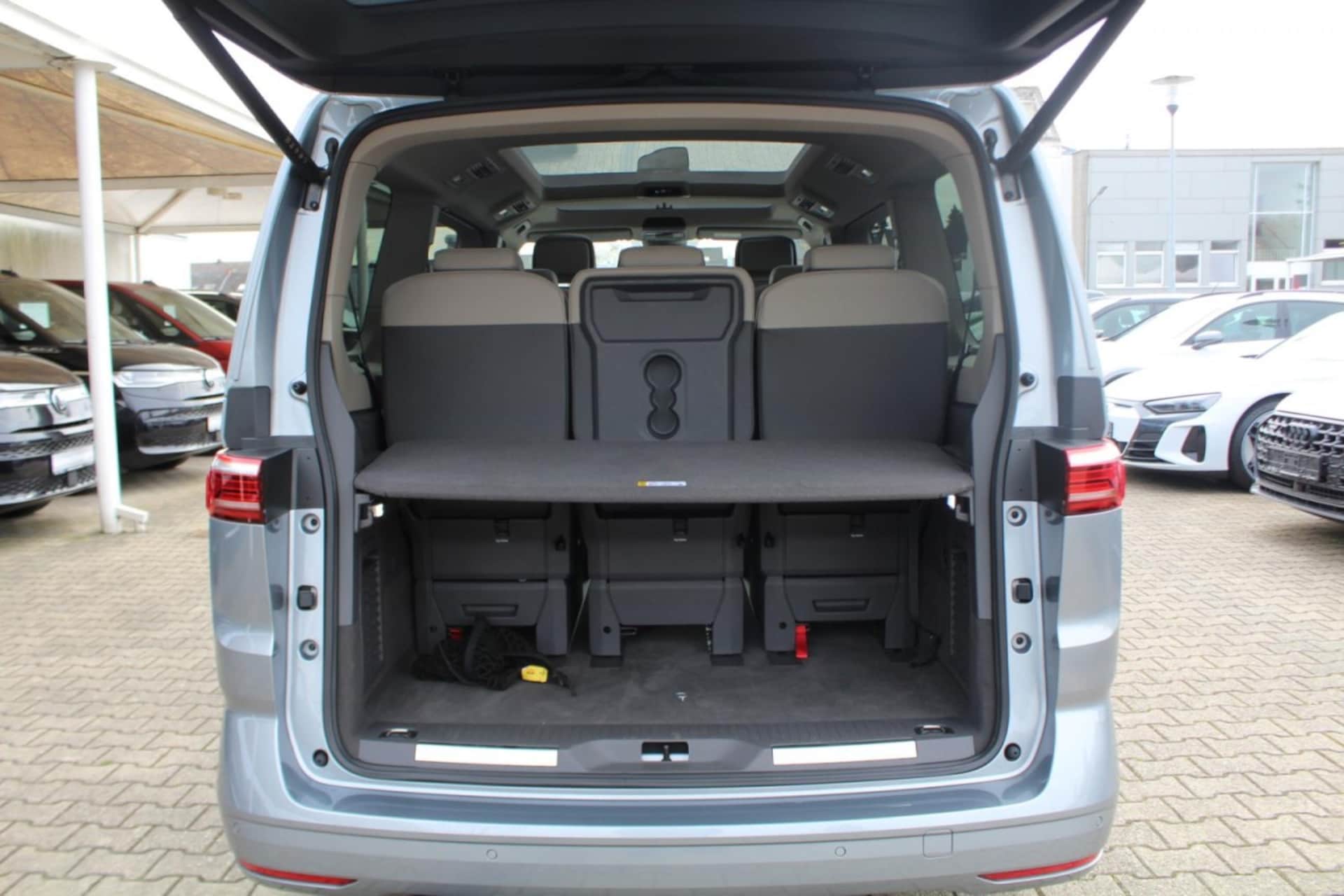 Volkswagen Multivan Langversion Style