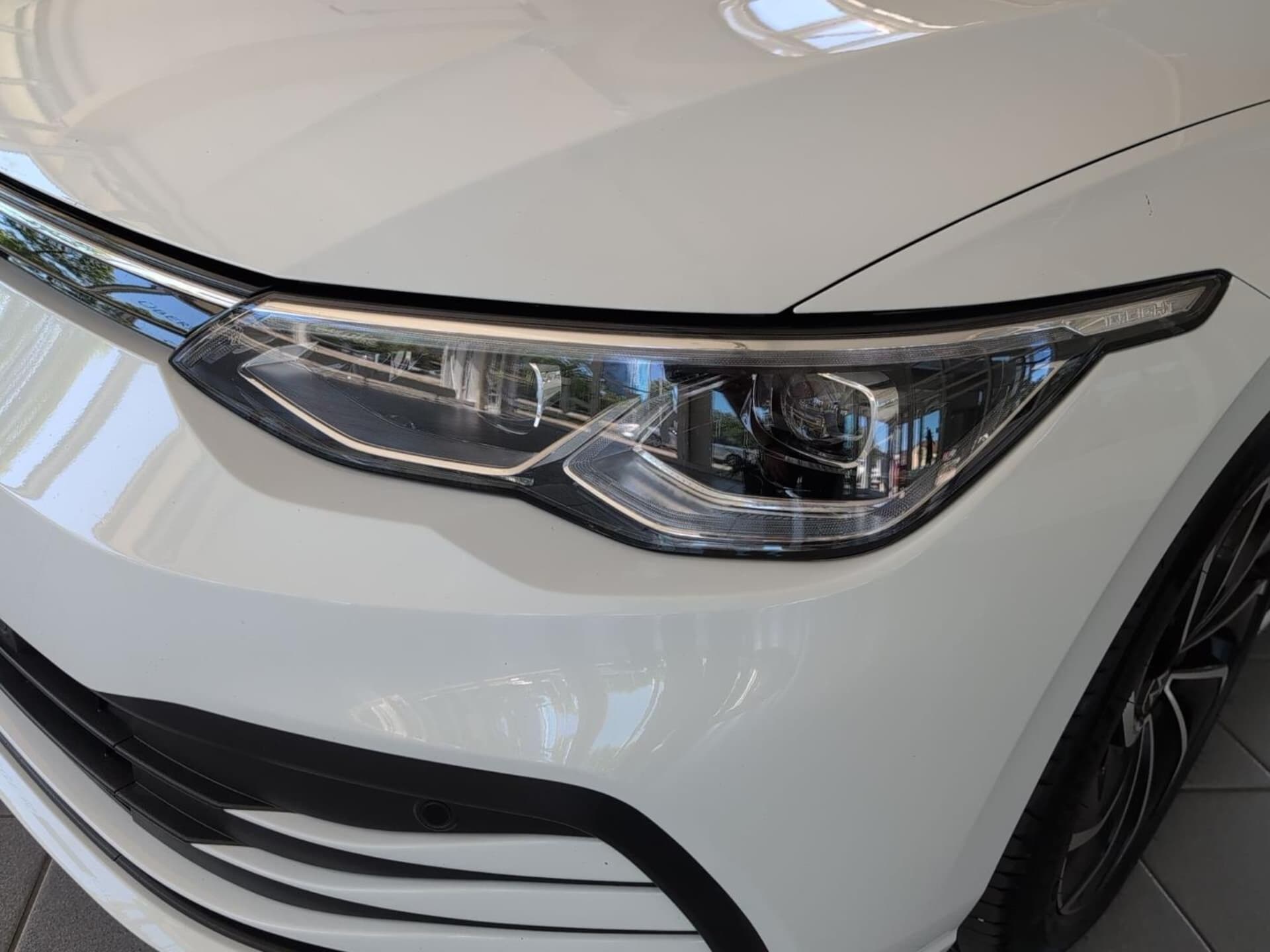 Volkswagen Golf Life