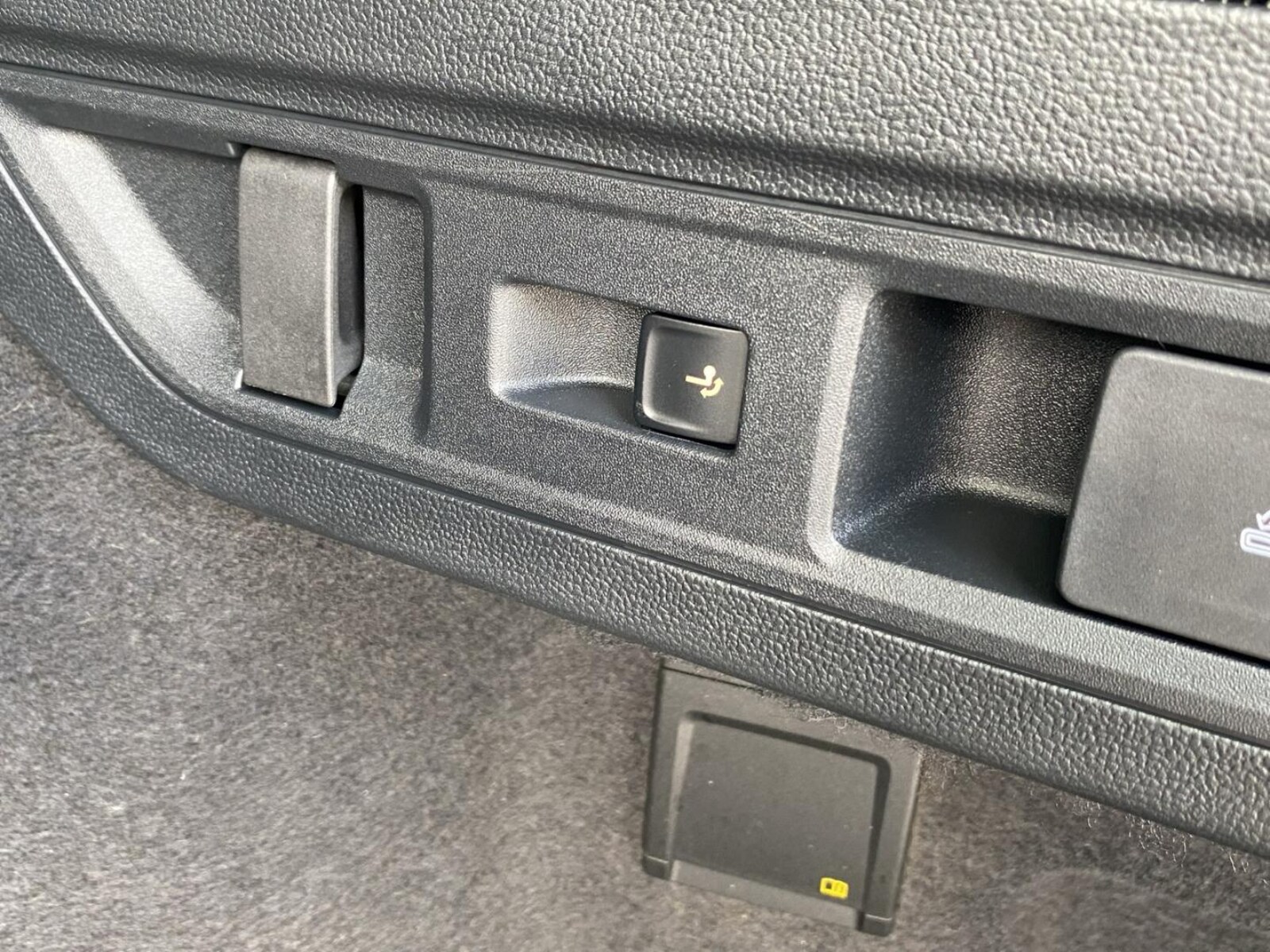 Volkswagen Passat – Bild 16
