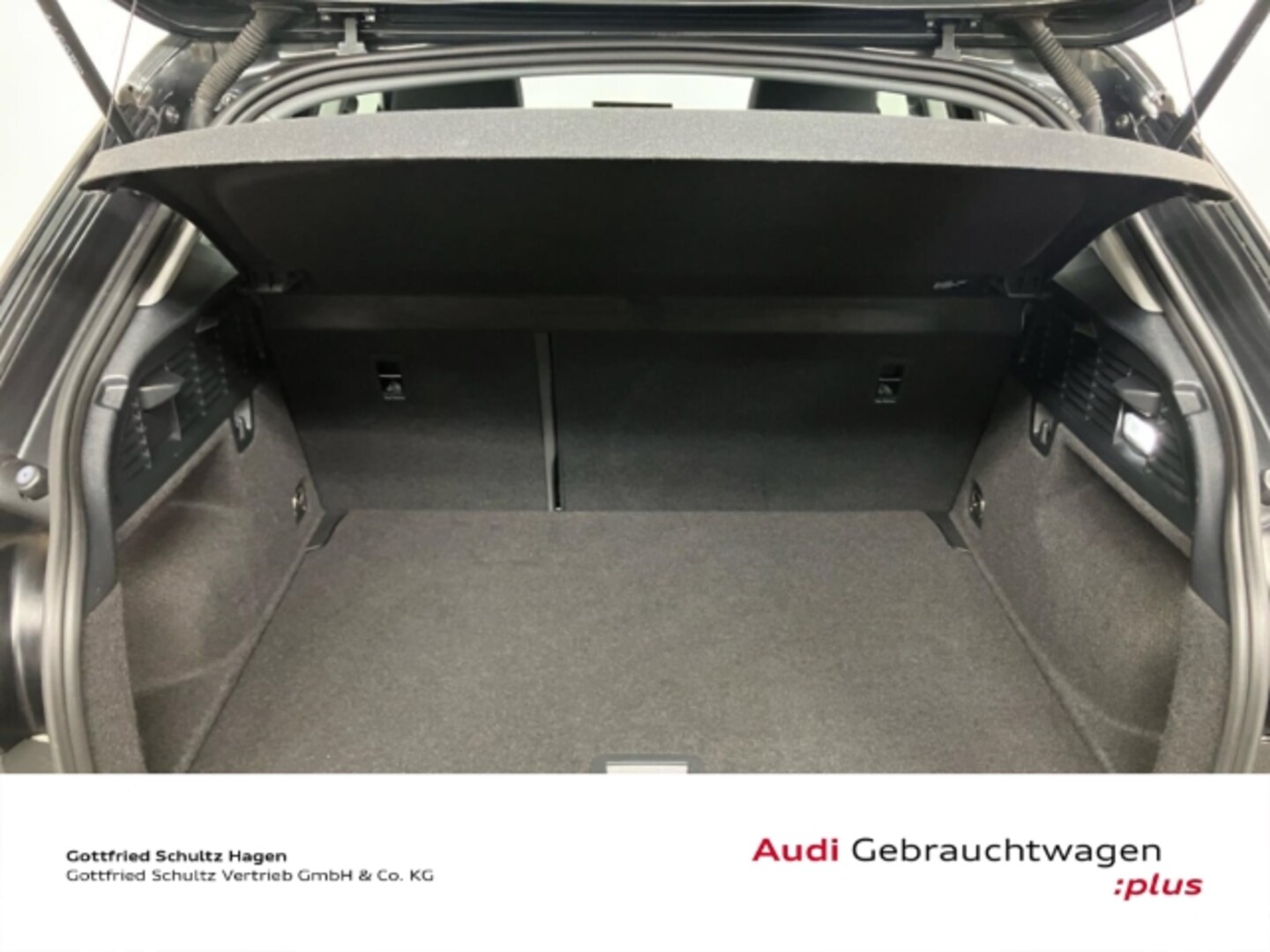 Bild über Audi Q2 S line 35 TFSI S tronic - für weitere Informationen kontaktieren Sie den Audi Partner