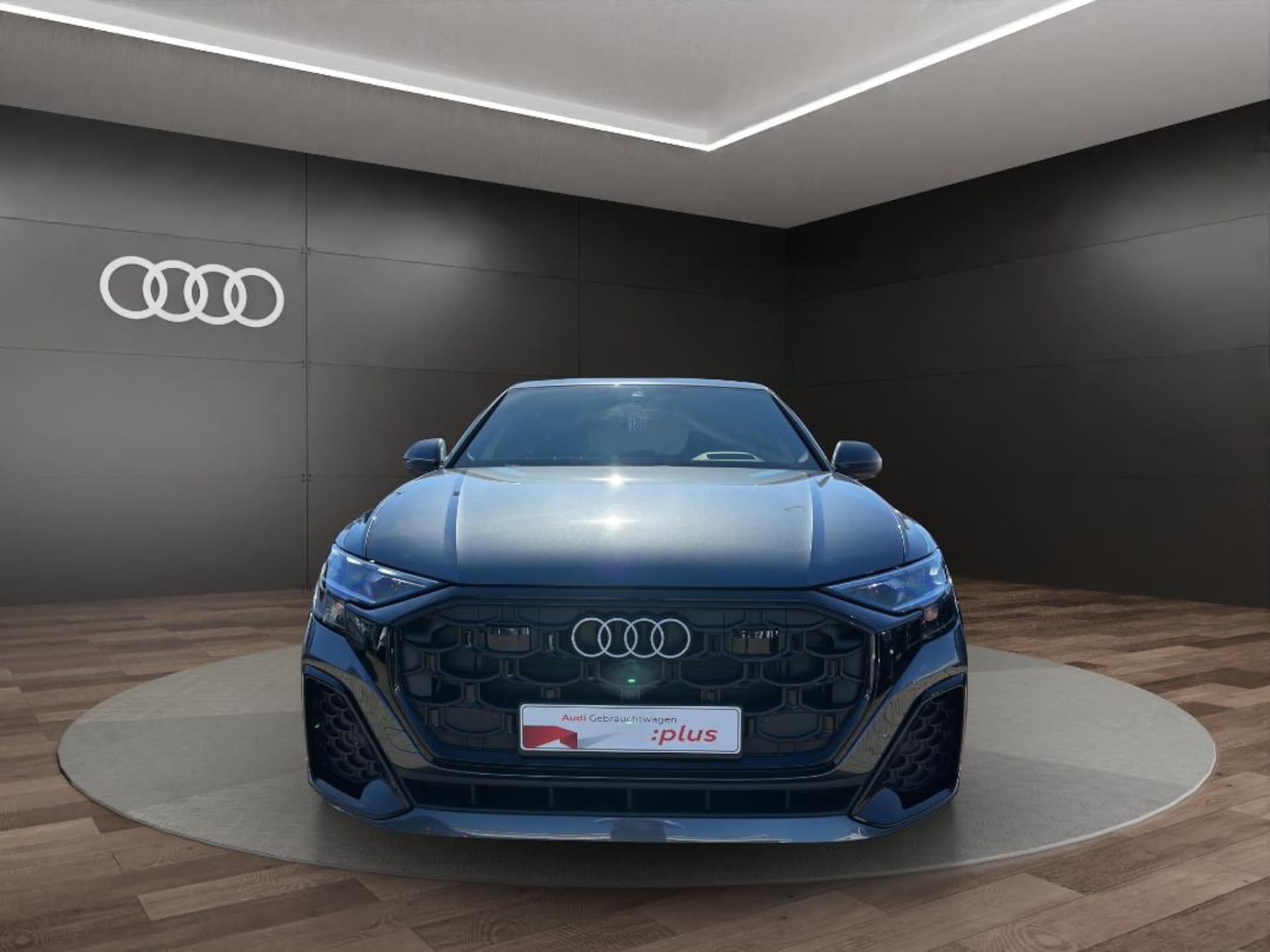 Audi Q8 SUV